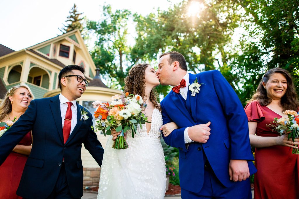 https://www.sarahgoffphotography.com/post/a-vibrant-summer-wedding-at-the-tapestry-house-in-fort-collins-colorado/