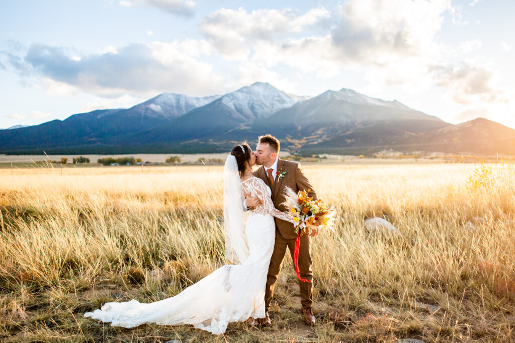 Naturally Vibrant Colorado Wedding Photography Colorado Wedding Photographer Colorado Wedding Photographer